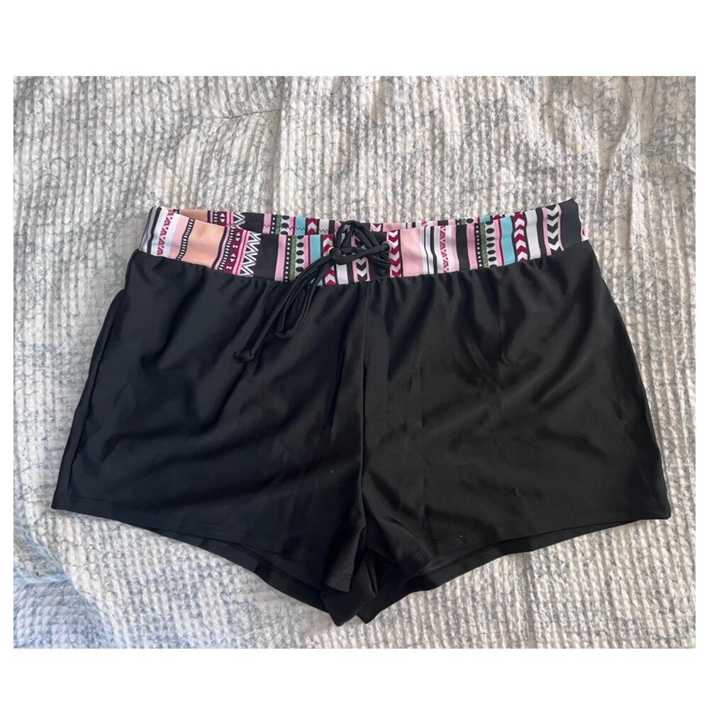 New Modlily Swimsuit Bottoms Boy Shorts L Black Multi